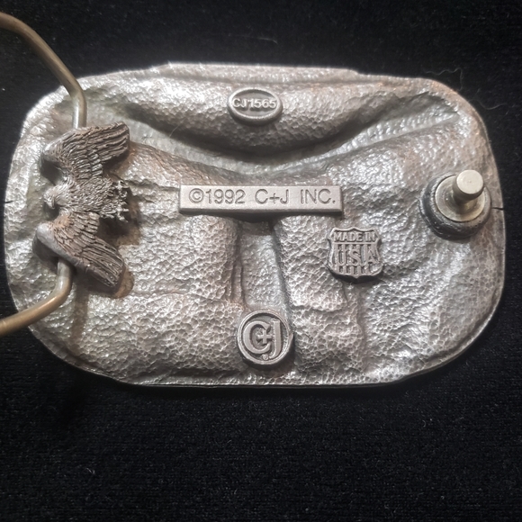 Vintage 1992 C+J Vietnam America Remembers Pewter Belt Buckle CJ1565 - Picture 7 of 15